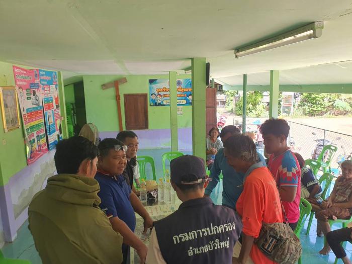 สำรวจโครงการระบบท่อกระจายน้ำสำหรับทำการเกษตร (ปิดทองหลังพระ) บ้านไร่อ้อย ม.9